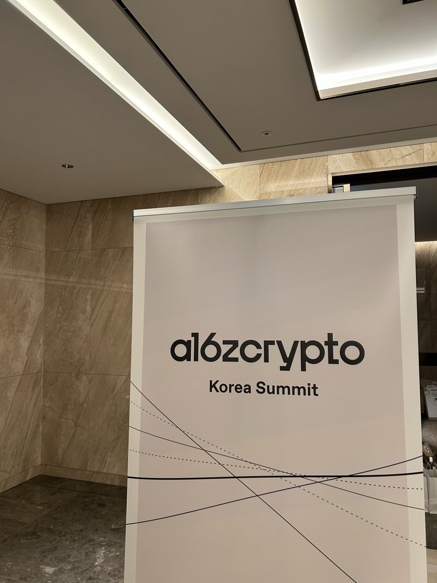 meigga's tweet photo. What a great week in Korea for Korea Blockchain Week. Institutions are increasingly coming onchain. At our @a16zcrypto KBW Summit, I moderated an all-star panel with @YuvalRooz (@digitalasset @CantonNetwork), @PaulFrambot (@Morpho), and @jinglejamOP (@Optimism) on the strong momentum behind institutional adoption in Korea, how to think about progressive privacy, and why local stablecoins matter. At the Asia Stablecoin Conference, @alexlimasia (@LayerZero_Labs) and I discussed how crypto rails are being used for "mundane" transactions like payroll, merchant settlement, and treasury management. That's a great sign: stablecoin transaction volume that doesn't move with crypto prices reflects real consumer and institutional adoption. I also managed to eat half my body weight in kBBQ and ramen along the way!