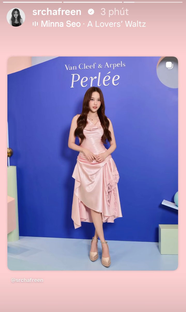 dao_nguyen2908's tweet photo. Stepping into the playful world of Perlée. Experience the charm and identity of the Perlée collection from Van Cleef & Arpels🩷✨
@srchafreen @vancleefarpels
#srchafreen #VCAPerlee
#VanCleefArpels #VCAPerleeTH https://t.co/1uTMV4gsmh