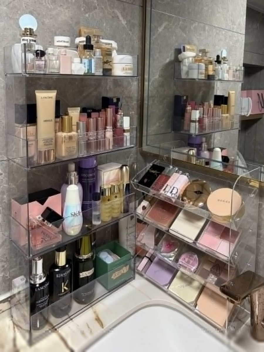 edoieoe's tweet photo. A place for girls to show themselves https://t.co/pAqQcnRo6j