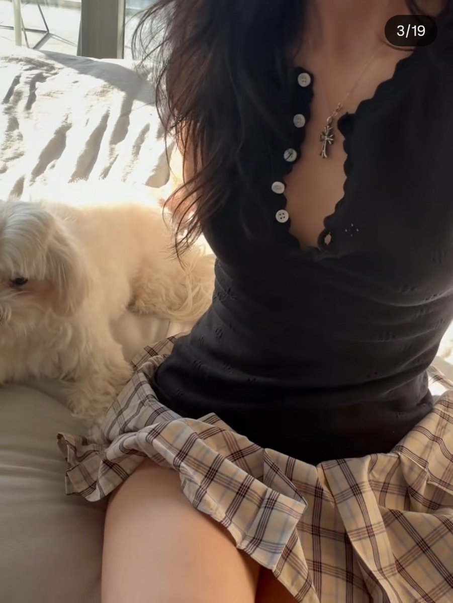AussieBloke1780's tweet photo. I love Sanym. She's gorgeous 😍 https://t.co/9849mp41gj