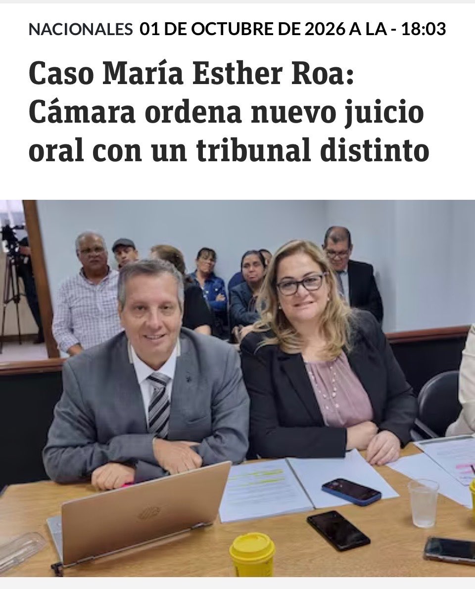 EstherRoa_'s tweet photo. 🚨 ¡INCREÍBLE! ¿MAGIA JUDICIAL? ¿UNA ACLARATORIA PUEDE CAMBIAR UN FALLO? 
Cualquier estudiante de 1er. año de Derecho sabe que una aclaratoria no está para cambiar lo decidido.

El Tribunal de Apelación Penal, integrado por los Dres. Camilo Torres y Jesús Riera, por mayoría revocó mi condena por difamación, sosteniendo, entre otros fundamentos, que no hubo delito.

Al respecto, fui querellada por el Abg. Guillermo Duarte Cacavelos a raíz de una opinión crítica sobre un sistema judicial que permite que expedientes emblemáticos de corrupción terminen impunes.

En este caso, el suegro del querellante, Carlos Heisele fue acusado por la Fiscalía por hechos de corrupción. Sin embargo, la causa terminó prescribiendo y quedó en el famoso “opare’i”.

Pero luego ocurrió lo increíble: a raíz de una “aclaratoria” planteada por el Abg. Duarte Cacavelos, el mismo Tribunal termina disponiendo un nuevo juicio oral.

¿Una aclaratoria puede producir semejante cambio? Y la respuesta es NO.

Si el Tribunal REVOCÓ mi condena, ¿cómo puede posteriormente, mediante una aclaratoria, transformar esa decisión en un NUEVO JUICIO?

❌ REVOCAR NO ES ANULAR PARA REENVIAR PARA UN JUICIO ORAL.

Y hay un dato fundamental: en el Acuerdo y Sentencia original no existe una decisión expresa ni una fundamentación clara que disponga el reenvío para un nuevo juicio oral.

Entonces, ¿de dónde surge ahora esa decisión?

Esto ya no es solamente una cuestión personal. Es una cuestión de seguridad jurídica, debido proceso y respeto a las reglas que deben regir las decisiones judiciales.

🚨 La ciudadanía tiene derecho a saber cómo una decisión judicial puede cambiar de esta manera.
Ah… perdón estamos en Paraguay.