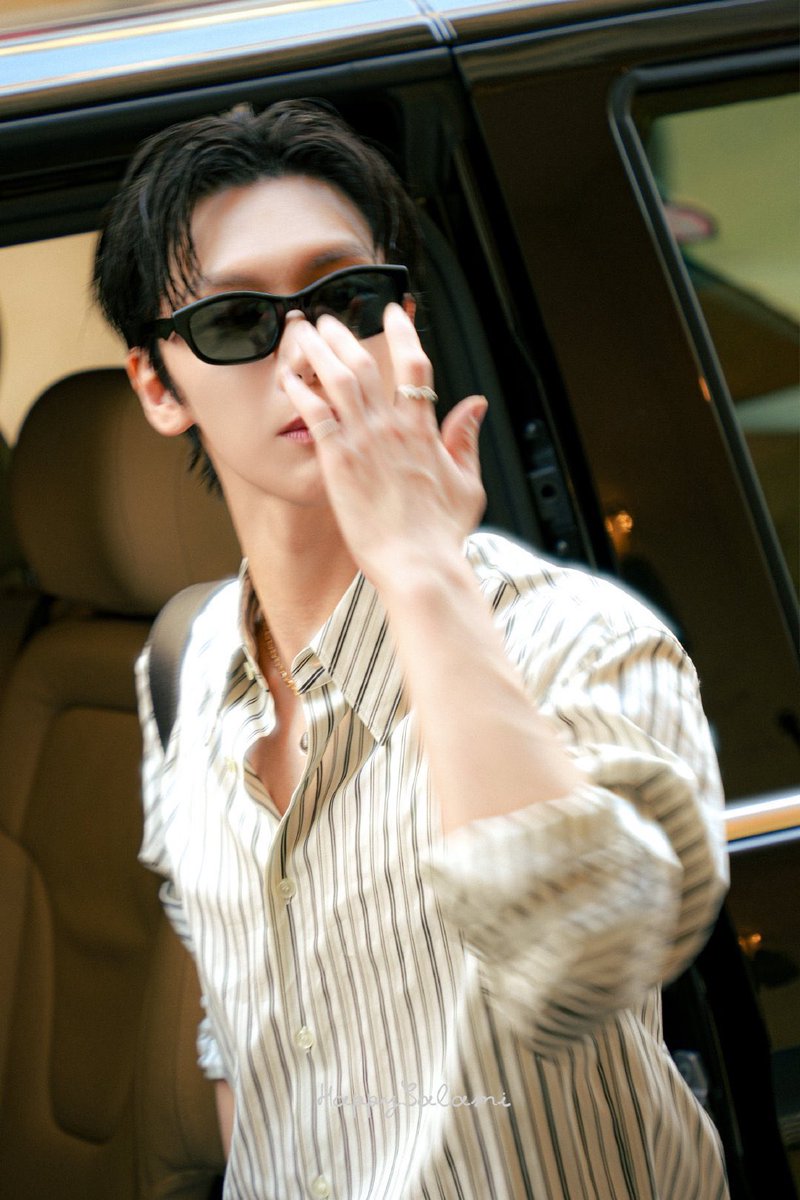 TTen_10velys's tweet photo. ขอเมนูเครื่องดื่มตอนเช้า ให้เหมาะกับน้องเตนล์หน่อยค่ะ 

TEN AT SAINT LAURENT SUMMER27 
#TENforYSLPFW27
#Saintlaurentxten https://t.co/KCjF2CyBHO