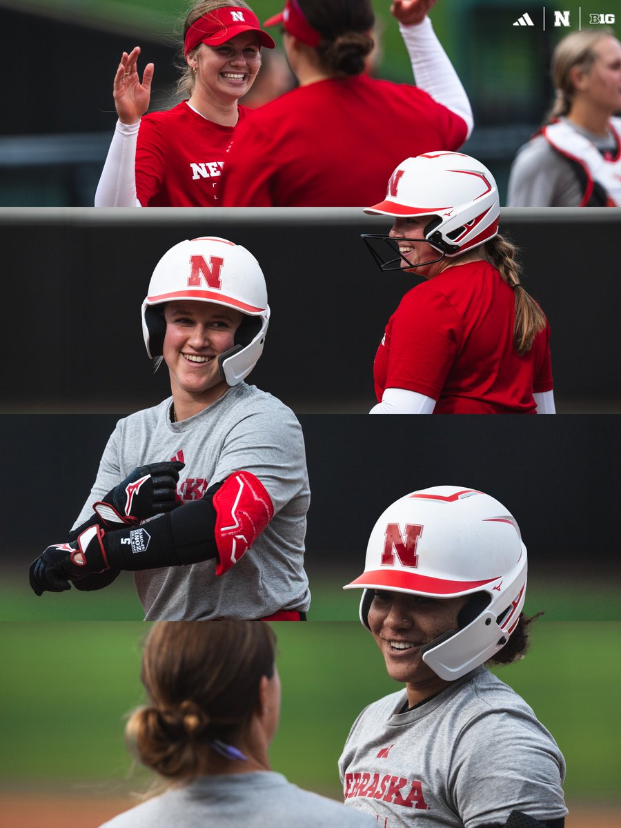 HuskerSoftball's tweet photo. All smiles 'round here. 😄🙌 https://t.co/8mr7iA5P9e