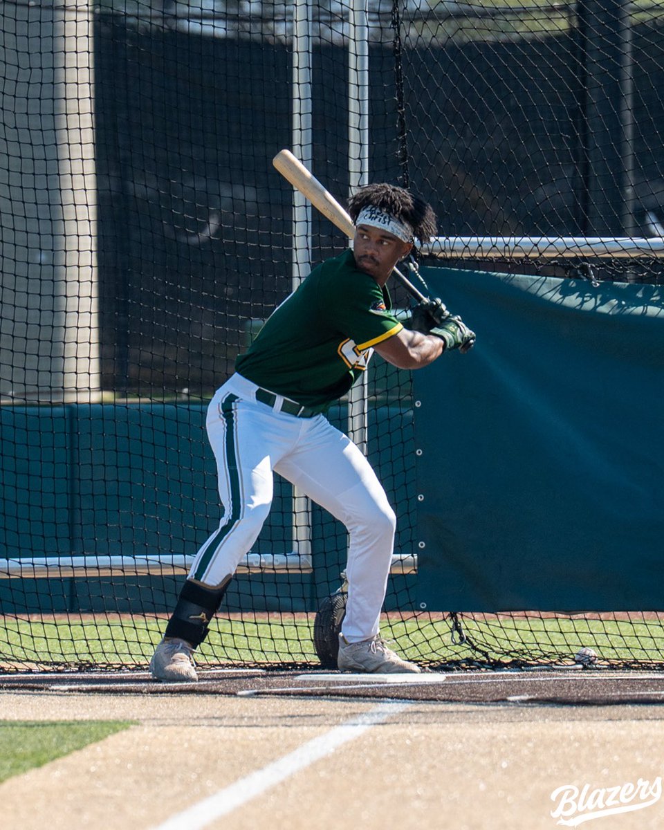 UAB_Baseball's tweet photo. Show ‘em what ya got, kid👍

#WinAsOne https://t.co/XohKMLs7ES