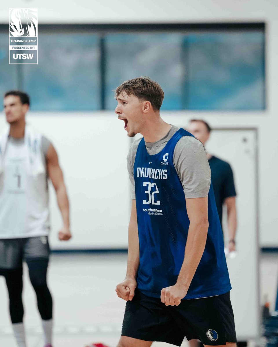 dallasmavs's tweet photo. Mood because we play basketball this month 😮‍💨

@UTSWMedCenter // #MFFL https://t.co/yJkV7cnSb5