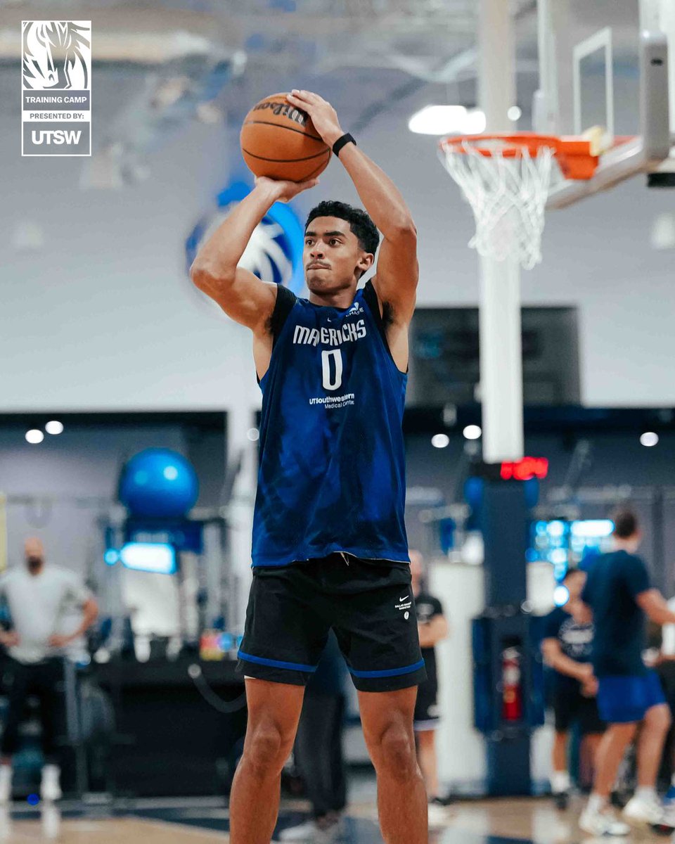 dallasmavs's tweet photo. Mood because we play basketball this month 😮‍💨

@UTSWMedCenter // #MFFL https://t.co/yJkV7cnSb5