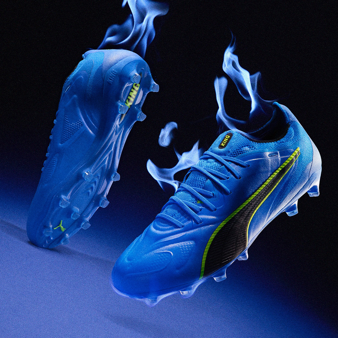 Football_Boots's tweet photo. Pumaβs Unscripted pack goes all in on blue. ππ₯
-
Future, Ultra or King...which one would you wear: https://t.co/MBhuMuRVsM
-
#pumafootball #pumafuture #pumaultra #pumaking #pumaunscriptedpack https://t.co/eG4xNJPw1A