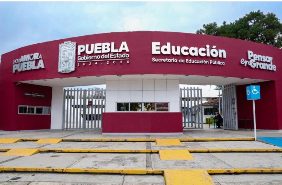 legado2_0mx's tweet photo. Suspende SEP clases en 173 municipios este viernes 2 de octubre por lluvias https://t.co/6xaX1524Ij
#Puebla #SEP #suspensión #clases #lluvias @SEPGobPue https://t.co/yuB2JZcII6