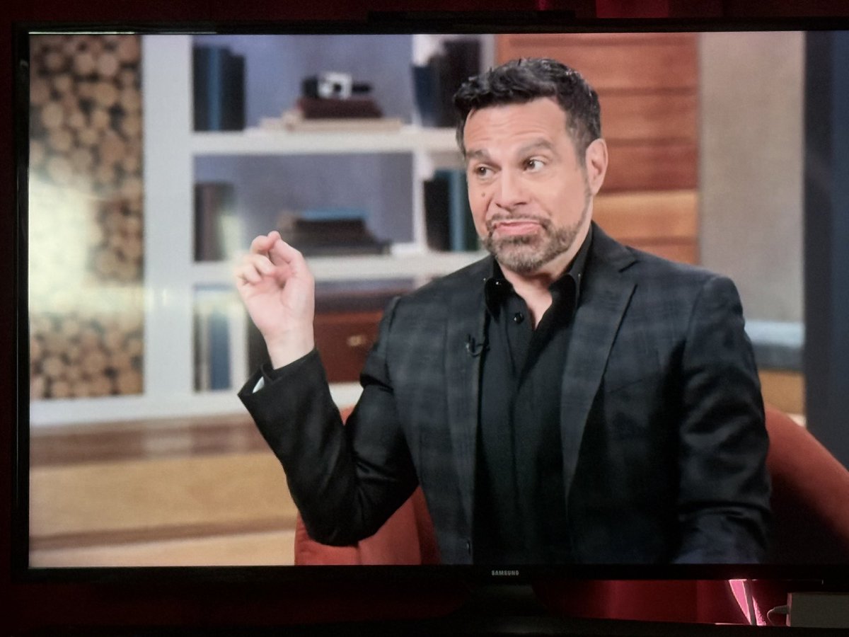 Condimentgrrl's tweet photo. READY for #TCMCreepyCinema! I’m so happy! Thank you thank you  @BenMank77 and @macantone ! This brings me so much joy. #TCMParty #QueenBee https://t.co/g53LR4sqKs
