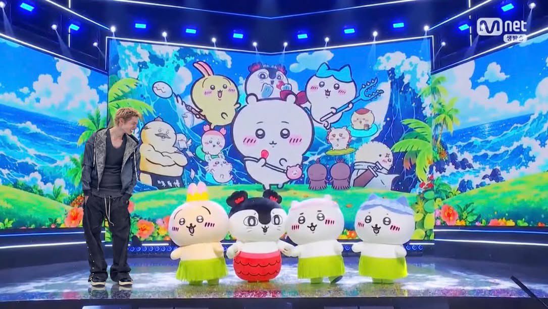 AshleyJ62727's tweet photo. え！？
実物ってこんなに小さいの！？w https://t.co/yg050VcgZU