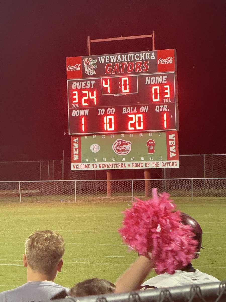 JoeyJCycle's tweet photo. @AdebanjiPCSport @AlisonPosey14 @ScottRossman7 @dvegalive @bigbendpreps @FlaHSFootball @4quartersonline End of 1st Liberty County 24 Wewa 0 https://t.co/4u62Ge3ySQ