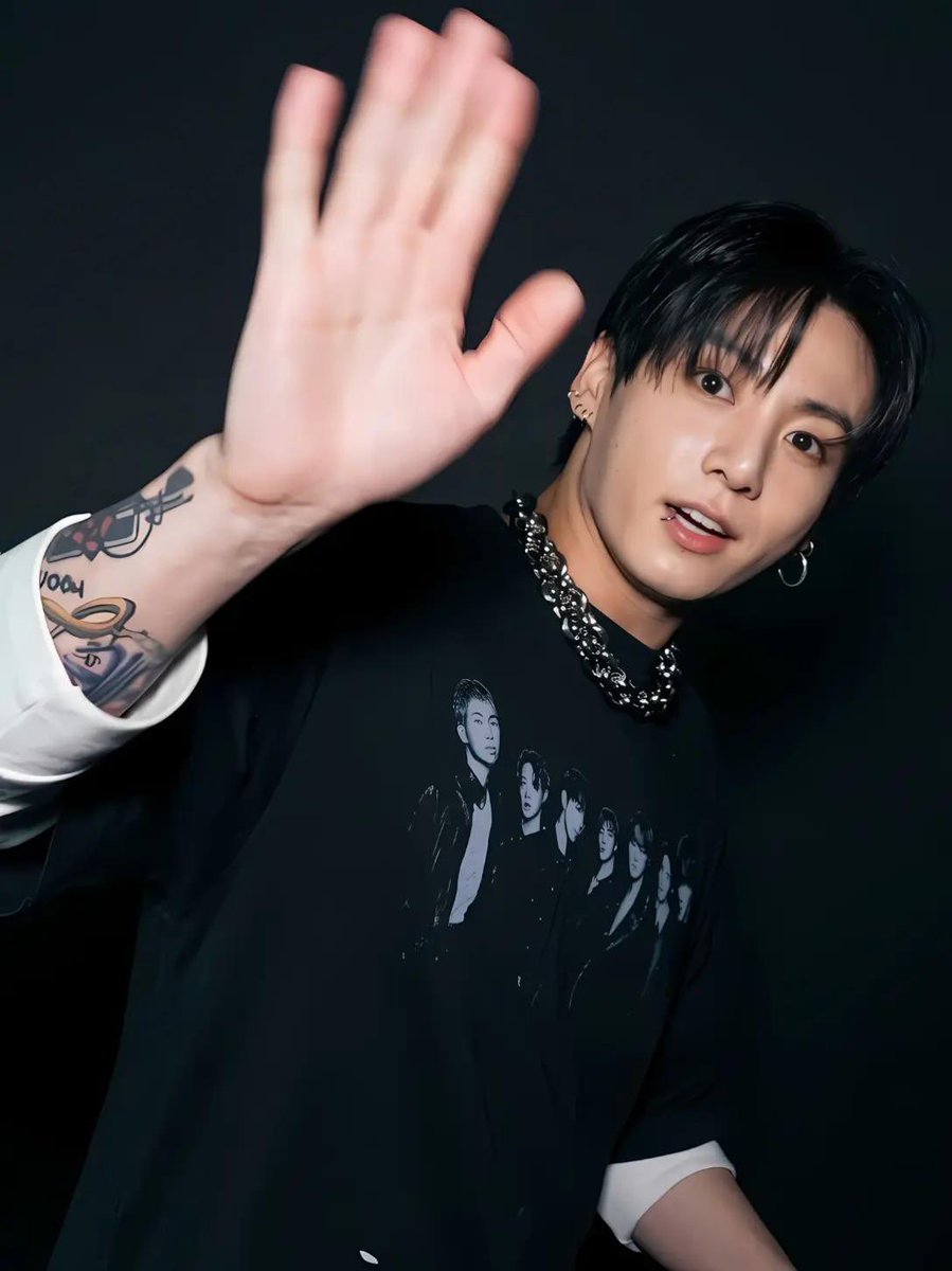 JEONKH_'s tweet photo. my crush https://t.co/hSkJUmsyY0