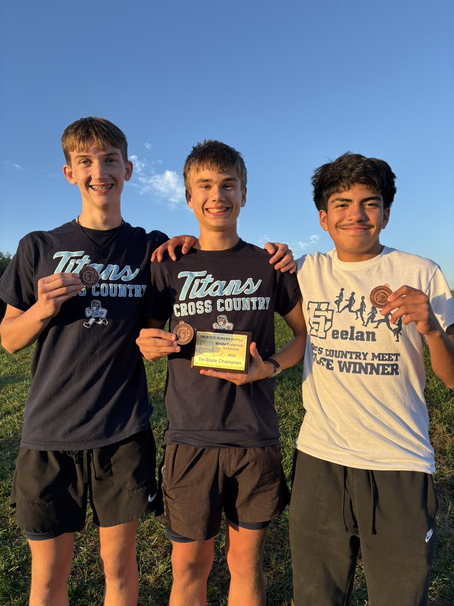 LewisCentralXC's tweet photo. Great meet up in South Sioux. Team finishes 3rd! Three in the top 15 of the Class A race for medals (Marcus 8th, Jesus 12th, and Dane 14th)! Iowa also brought home the tri-state border battle championship, and Marcus earns a plaque for being a part of the All-Iowa team! https://t.co/V8ArIJU0DY