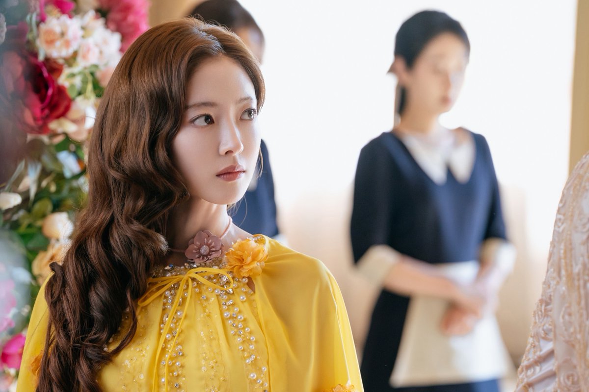 leeseyoungedits's tweet photo. 🦢 𝓇𝒶𝓈𝒽𝓉𝒶 🦢
#이세영 #leeseyoung #rashta #라스타
#재혼황후 #theremarriedempress
#再婚承認を要求します #イ・セヨン #อีเซยอง #李世榮 https://t.co/hDMmRbgN3Y