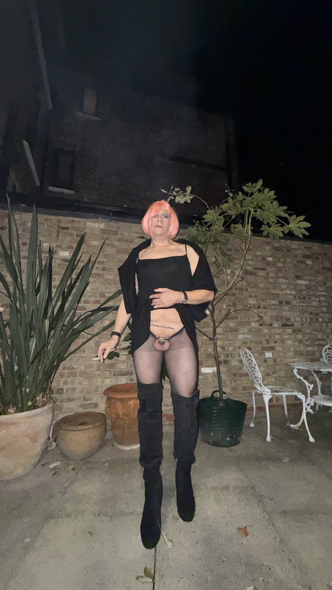 SissyBoiSandy72's tweet photo. It 's a record sissy dress up 3 days running  #exposedsissy #slay #london https://t.co/n7CDHFSjYQ