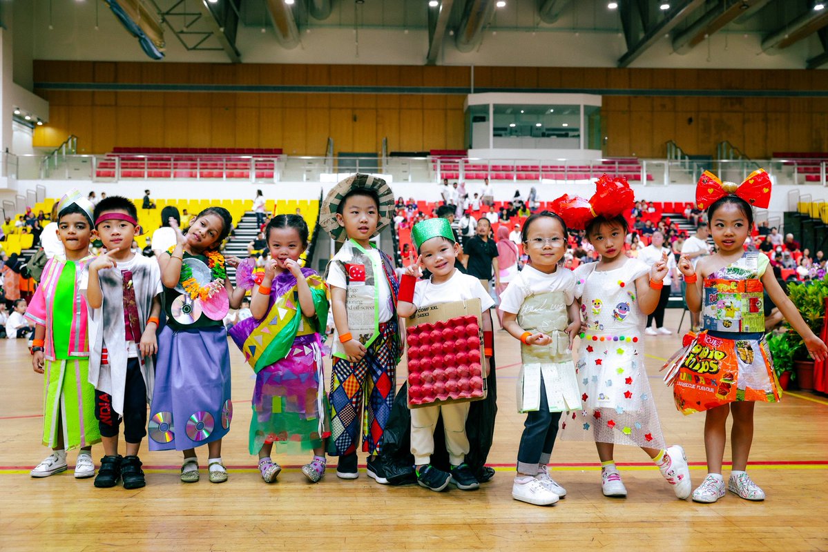 LawrenceWongST's tweet photo. Happy Children’s Day! 🎈

To all our children: keep dreaming, discovering, &amp; staying curious about the world around you. As you learn &amp; grow, have the confidence to try new things &amp; enjoy the journey.

Let’s do our part to give every child the support they need to grow &amp; thrive. https://t.co/PvAEXYVorl
