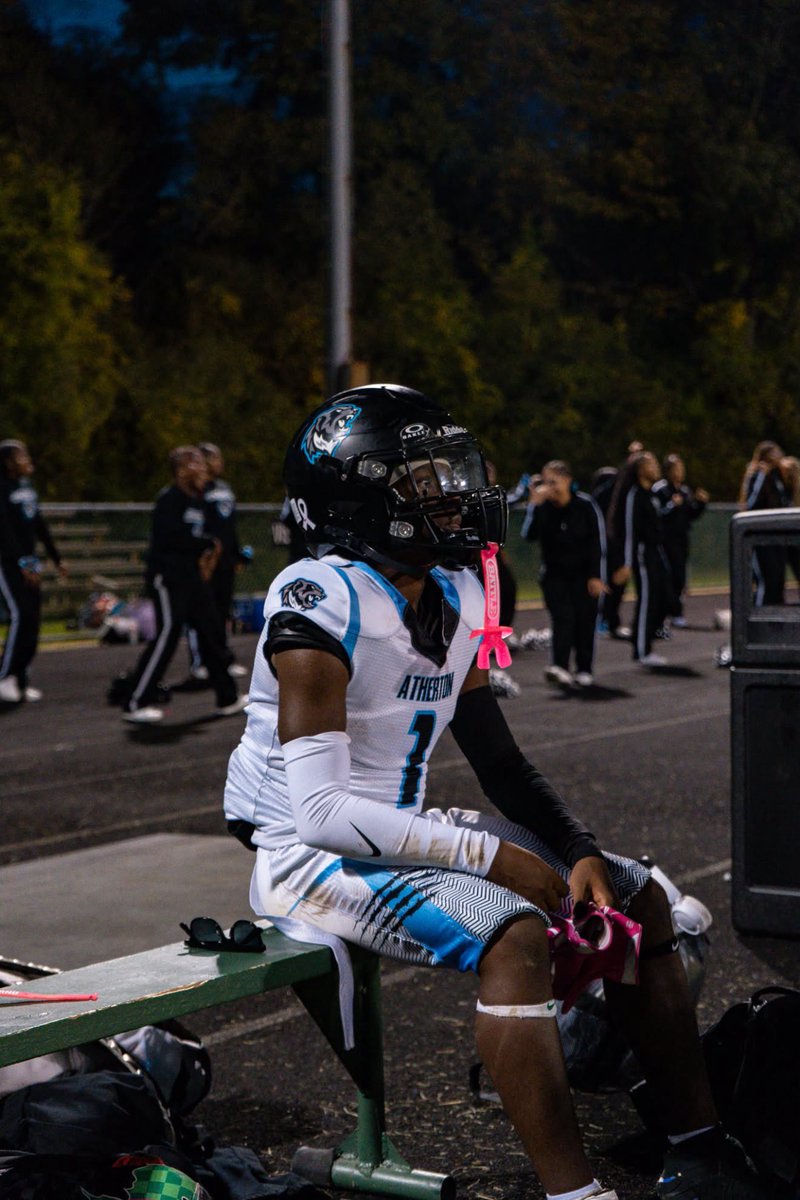 taysofast's tweet photo. PLAYMAKER!!! @Coach_Hud4 @Coachjpatton @TerrenceIsaac1 @coachmacarney @CoachCPatt @ACruse15 @TheD_Zone https://t.co/yaDVOk5PGJ https://t.co/nnNlj7C6ve