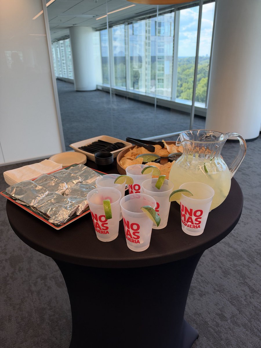 kenashley's tweet photo. Toured office space with a large requirement today. Love seeing how landlords try to differentiate their assets.

These pictures are from our stop at a Highwoods, Atlanta asset. They are a first-class shop!
 
Chips with dip, margaritas, and hot tacos- along with a lot of swag! Appreciate the hospitality @HighwoodsProp 

Let’s go!