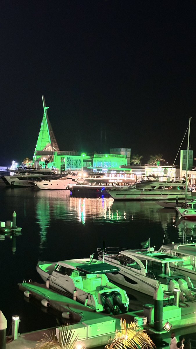 shu12_d's tweet photo. عسى هالشهر تكثر تباشييره ❣️. https://t.co/K1sizwtis2