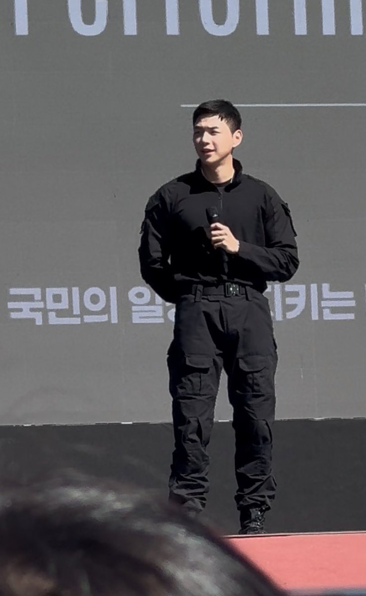 DonttouchMy__'s tweet photo. 남자 https://t.co/vTvImZmQve