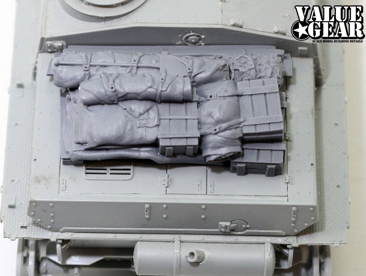 205Hobbies's tweet photo. 何も載っていない車体後部より、
少し積載品があるだけで雰囲気が変わる。

Value Gear STG08は、
1/35 IV号突撃砲のエンジンデッキまわりに使える
レジン製搭載品セットです。

Dragon・Tamiyaの1/35 IV号突撃砲に対応。

STG08｜¥2,480

商品リンクはリプ欄へ

#ValueGear #AFV https://t.co/PgfRxqZkV5