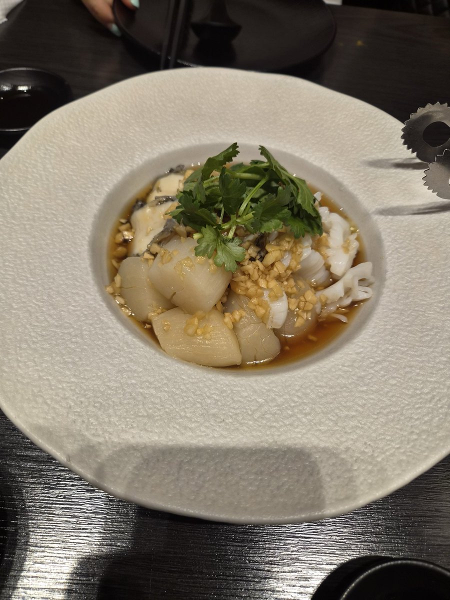 enhypenweverse's tweet photo. [ #제이’s Post ] 261002

#JAY: Simple review after visiting Tian Mi Mi with mom

Variety of flavor and scent, dimsum that made me so happy that I shed tears... (+One cup of Kaoliang liqour☺️)
Ah... This flavor is the reason why I like Chinese food.... 🫠😋

@ENHYPEN_members @ENHYPEN #ENHYPEN #엔하이픈
