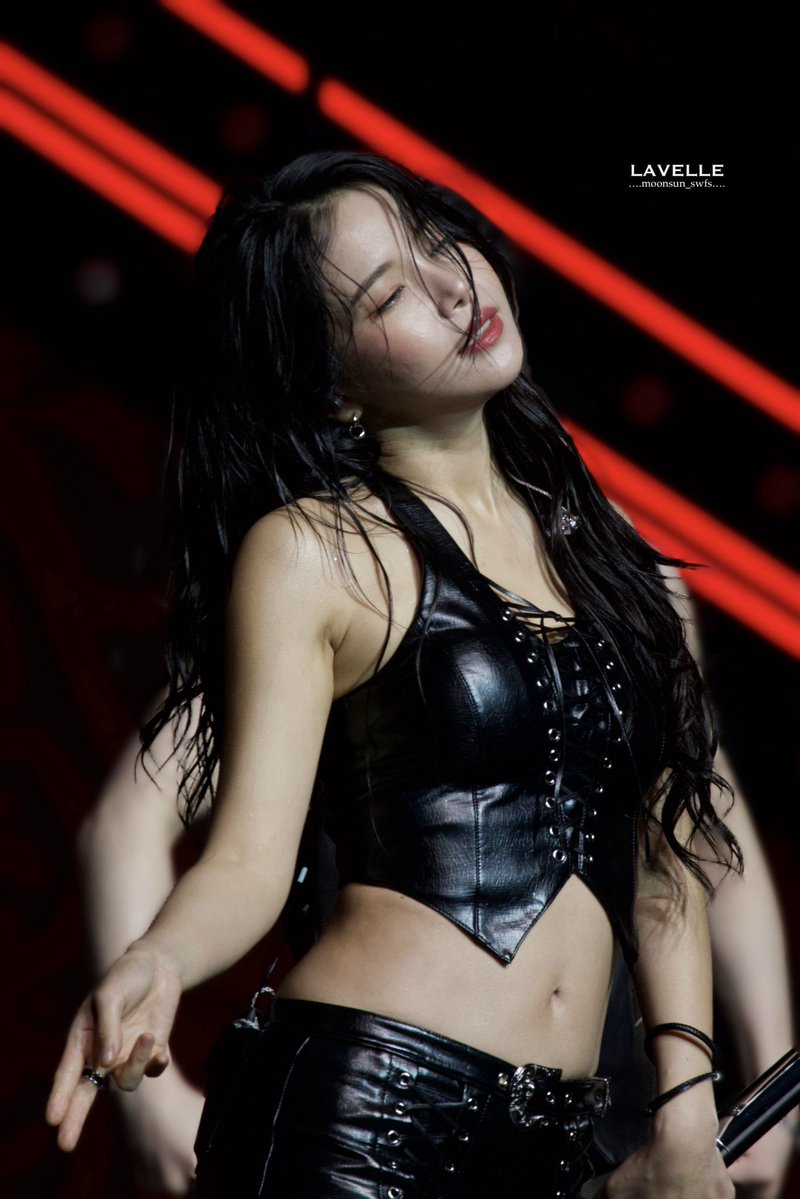 moonsun_swfs's tweet photo. 20260719 Mamamoo Solar
<4WARD> World Tour in Macau
#Solar #솔라 https://t.co/zhqqmtlwzx