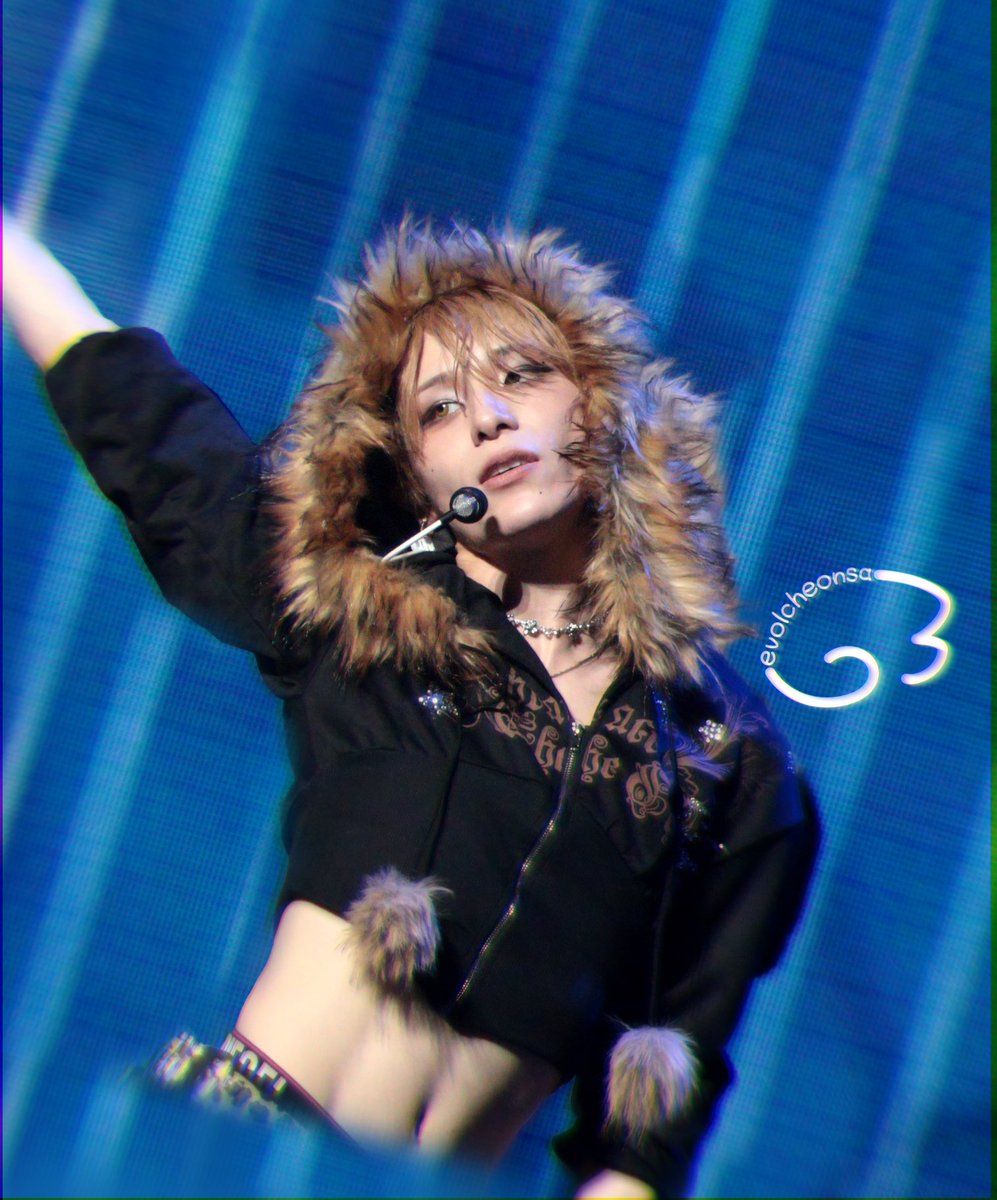 evolcheonsa's tweet photo. fluffy little fox cherub 260726 #xlov https://t.co/UIhqjGwwPn