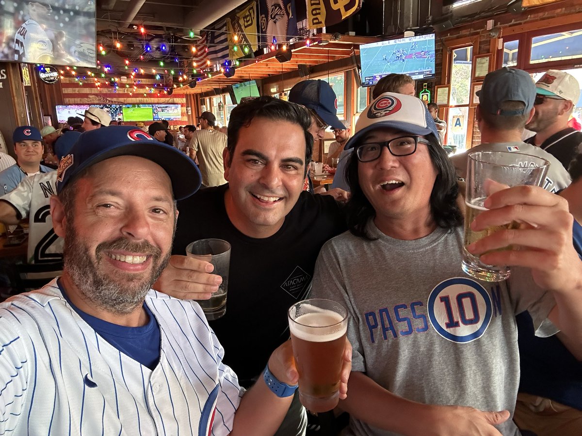 stevesher_7's tweet photo. Back home from SD and despite the outcome for the #Cubs , I want to take a moment and give a shoutout to all #Padres fans.  Enjoyed a lot of great interactions with many Padres fans who were friendly and welcoming in and around @PetcoPark .  #FightForTheFaithful https://t.co/uY8qvXPI4l