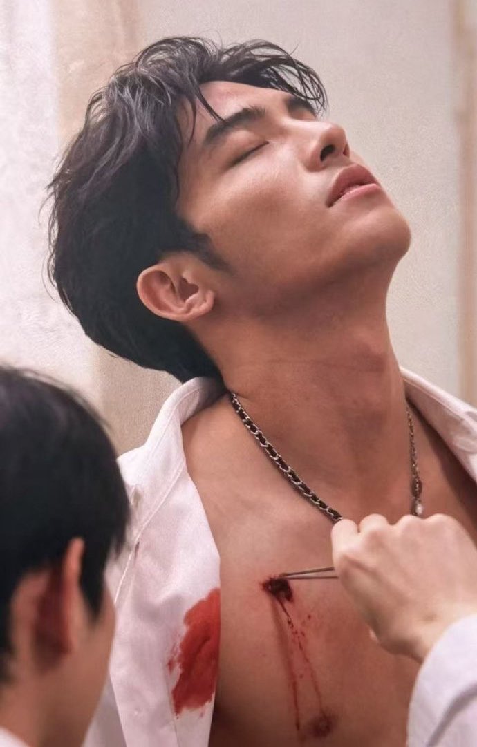 szszk622's tweet photo. Reason #614271223 why I love Zhaozhao!!!

Soooooooooooo              Soooooooooooo
Hot                                         Cute!
              Sooooooooo  PERFECT! https://t.co/CaNAHjvqB6