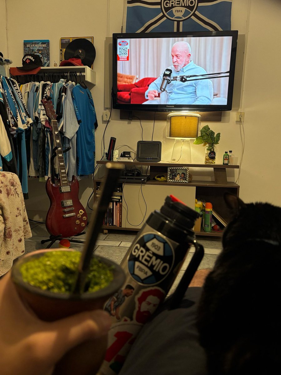 qilermi's tweet photo. obrigado DEUS por ter me feito GRÊMIO e LULA https://t.co/3u1kglKkXk