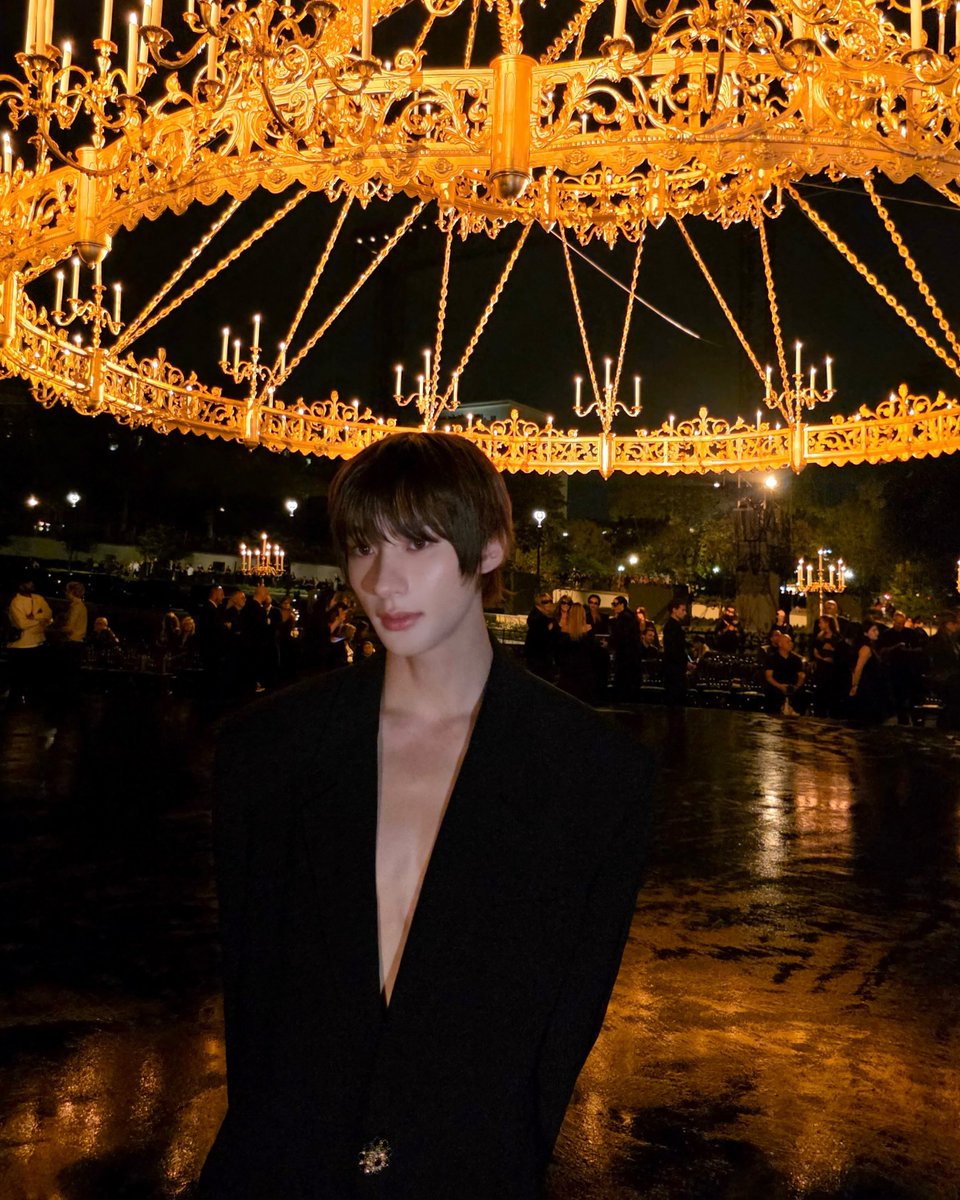 antonisbabo's tweet photo. 생 로랑 앰버서더 라이즈 앤톤 😭😭 
#SaintLaurent #anton https://t.co/ljNOvkAKU3