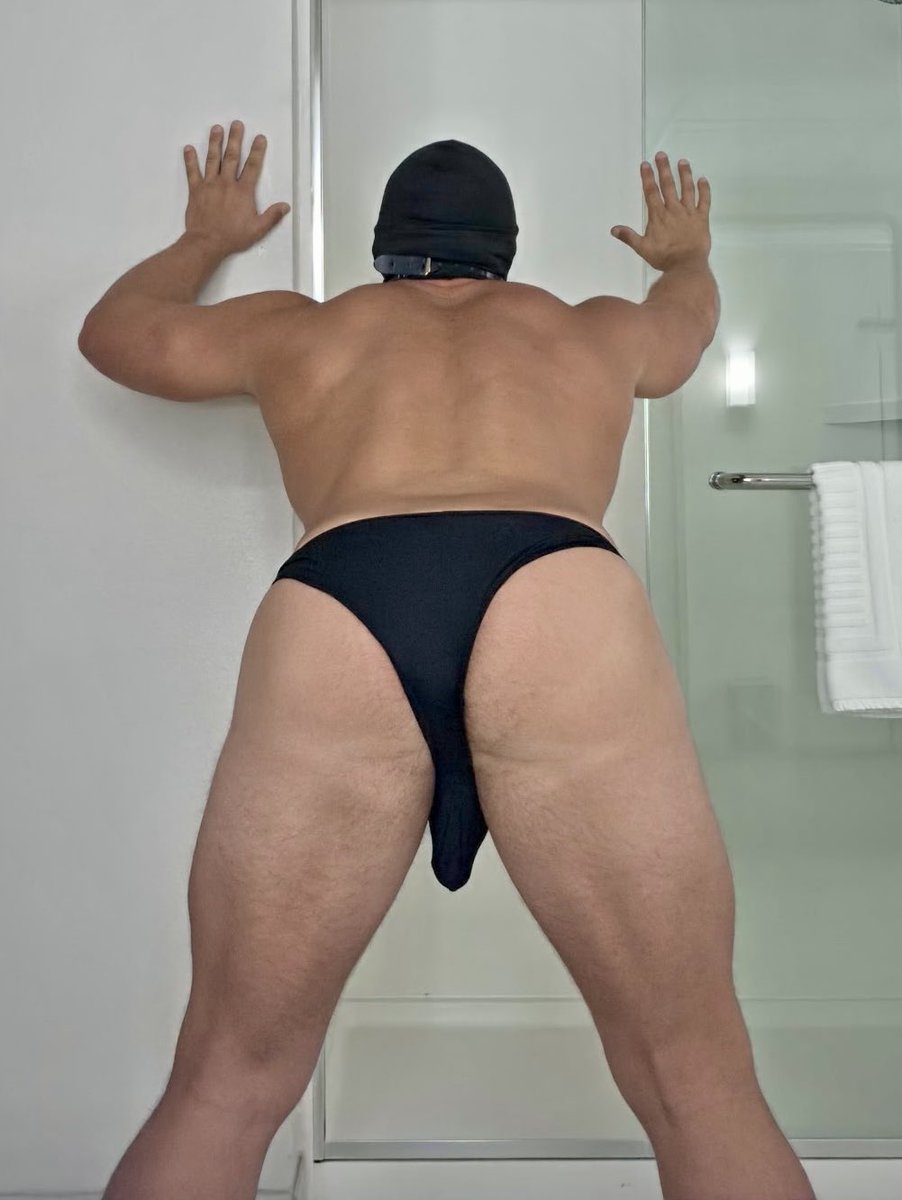MaskedJock_ForU's tweet photo. Mask on. Gag in. 😈

Do Not Disturb sign on the door. Door unlocked. ��

You can come in… but only if you promise to leave the room and me complete mess. 🔥 #GayTwitter #MuscleJock #Masked https://t.co/rD4VIVKATZ