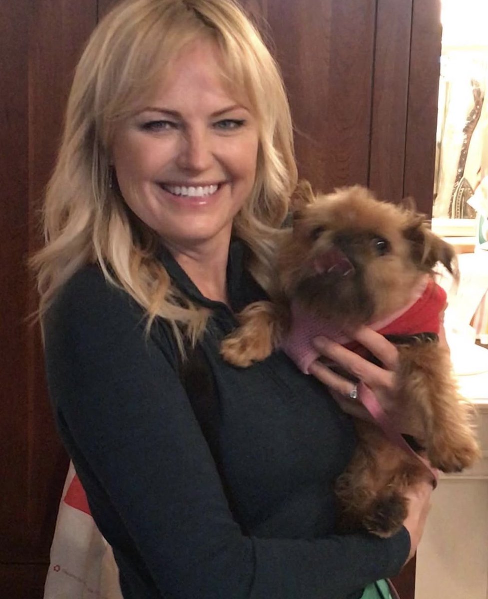 baileeeeeez's tweet photo. malin and tiny animals… a saga i’m deeply invested in https://t.co/md1Gl0hlGT
