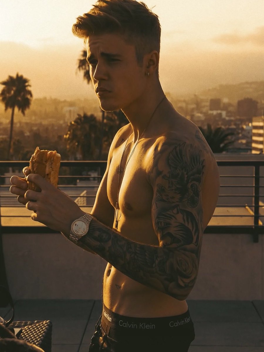biebsoul's tweet photo. AÑOS tuvimos que esperar para que salieran a luz las fotos de esa sesión por dios. bizzle el padre de las fanfics https://t.co/W6VGFWIswj