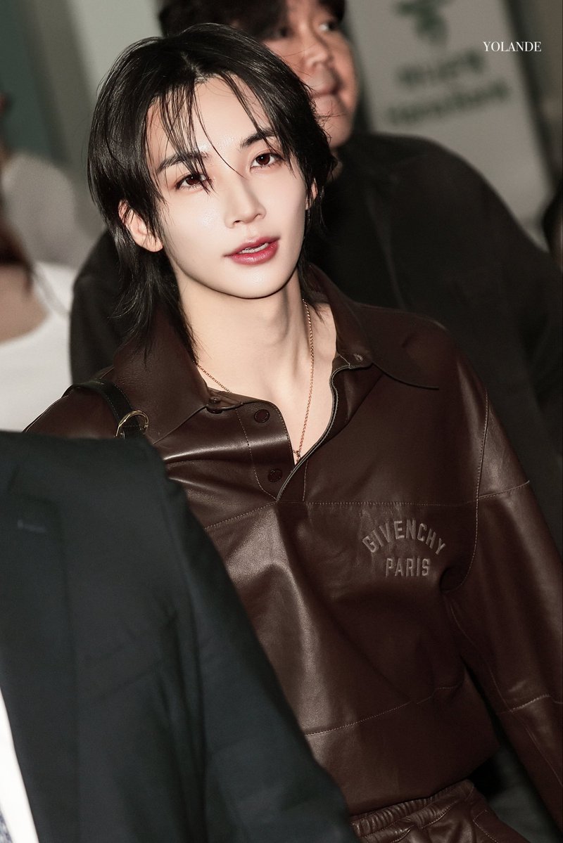 Svt_yolande's tweet photo. 260930
#JEONGHAN #세븐틴 #정한 #ジョンハン #SEVENTEEN @pledis_17 https://t.co/1tpxZWKM07