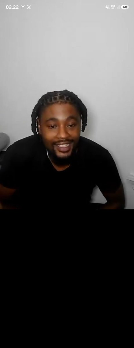 justsewyy's tweet photo. @scubaryan_ "How do u feel about the video" 

James: 😁 https://t.co/lPYQqL8pSE