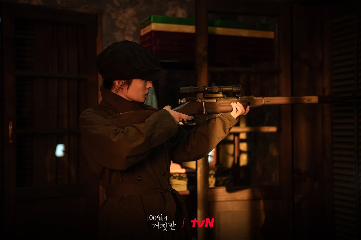 CJnDrama's tweet photo. 13년 전부터 시작된 세 사람의 지독한 인연
증오와 복수, 의심과 연민까지!

위험한 거짓말로 다시 얽히게 된
김현주X이무생X진선규의 강렬한 관계성🔥

tvN 20주년 특별기획 <100일의 거짓말>
10/10 [토] 밤 9:10 첫 방송 | tvN

#100일의거짓말 #100DaysofDeception #tvN #20주년특별기획
#김유정 #박진영 #김현주 #이무생 #진선규
#즐거움엔20tvN #스트리밍은TVING
