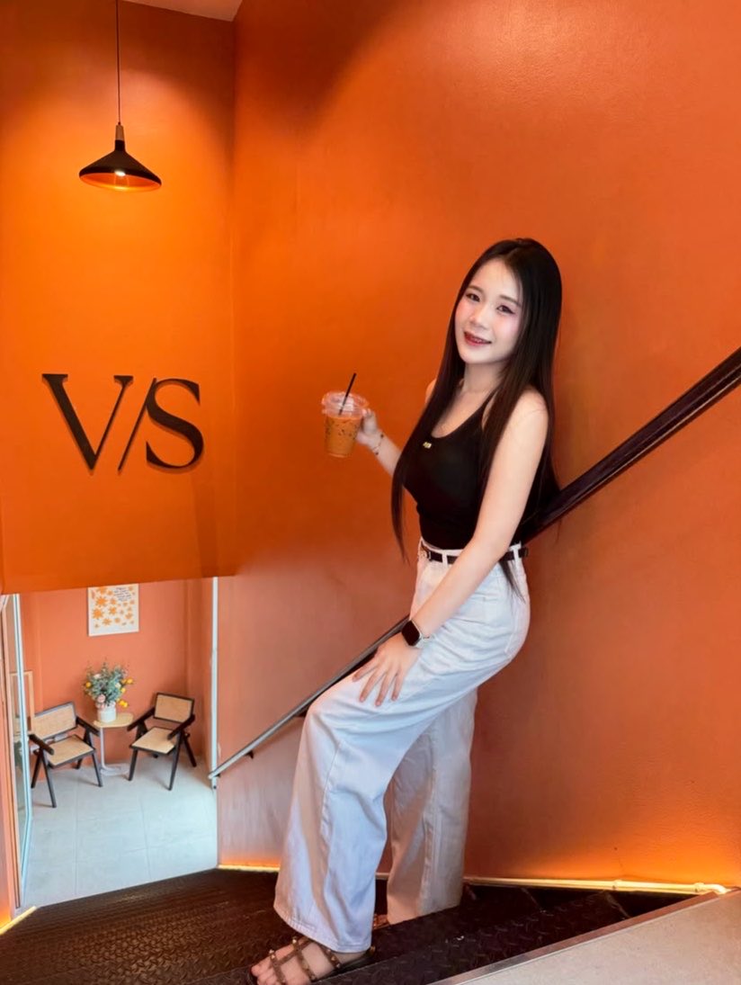 Azcicl's tweet photo. ต้องโยกท่าไหนถึงจะมีแฟน 🤪 #อยุธยา https://t.co/XoiYat5x5a