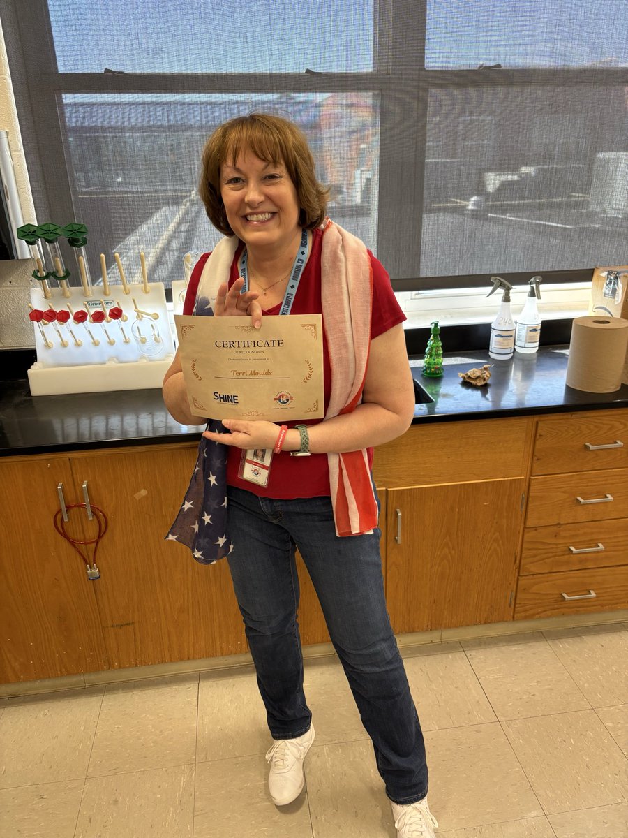 LCHS1954's tweet photo. Congrats to Dr. Moulds on her recent recognition through @LCPSOfficial SHINE program– Spotlighting Heroes in Education! A parent celebrated Dr. Moulds for making learning approachable and accessible, building student confidence, and helping every student see their own potential. https://t.co/w9Ai19fI1O