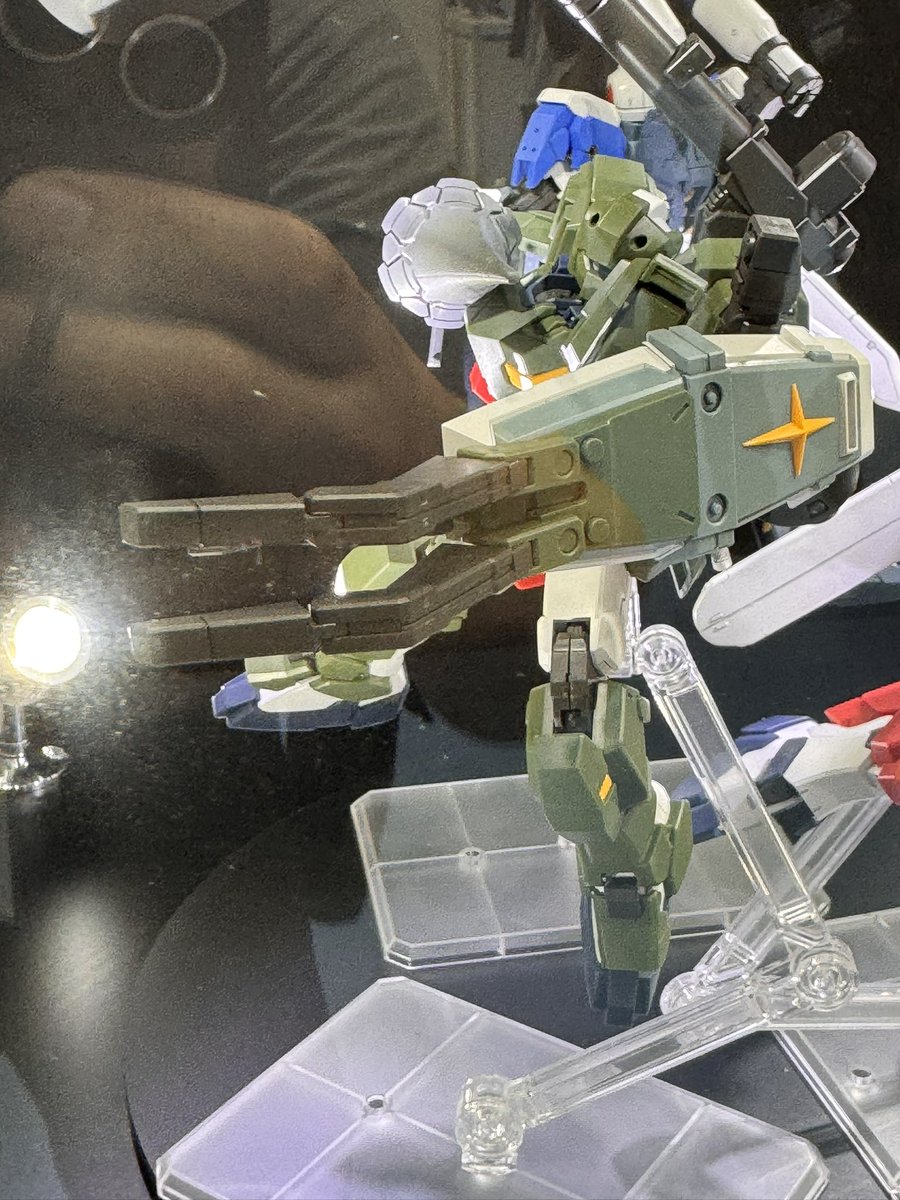 triple_hook's tweet photo. プレバン関連の新発売で一番嬉しかったのはこれかな
HG ジーライン・アサルトアーマー
シールドのクローも過去パーツの流用無しの新規
これは嬉しいですね
#ガンプラ https://t.co/idwqGX5uNW
