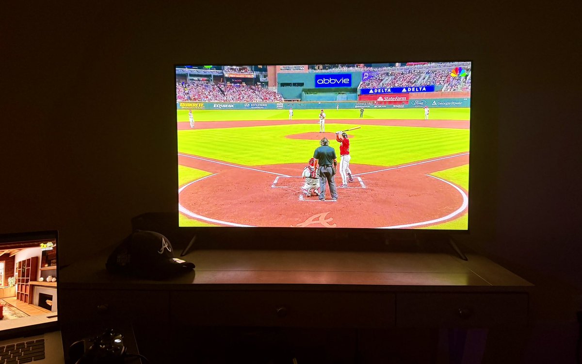 Khamori2k's tweet photo. Let’s go @Braves .. Chop on 🔥🪓 https://t.co/e33Uyo2xht