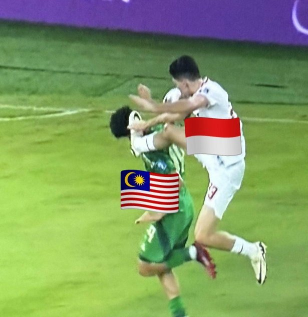 punkogpie's tweet photo. Selamat pagi sepakbola Gajah @FAM_Malaysia @singaporefa 
Banyak tingkah kalian berdua 🥵😑 https://t.co/Rkqz2QVZdx