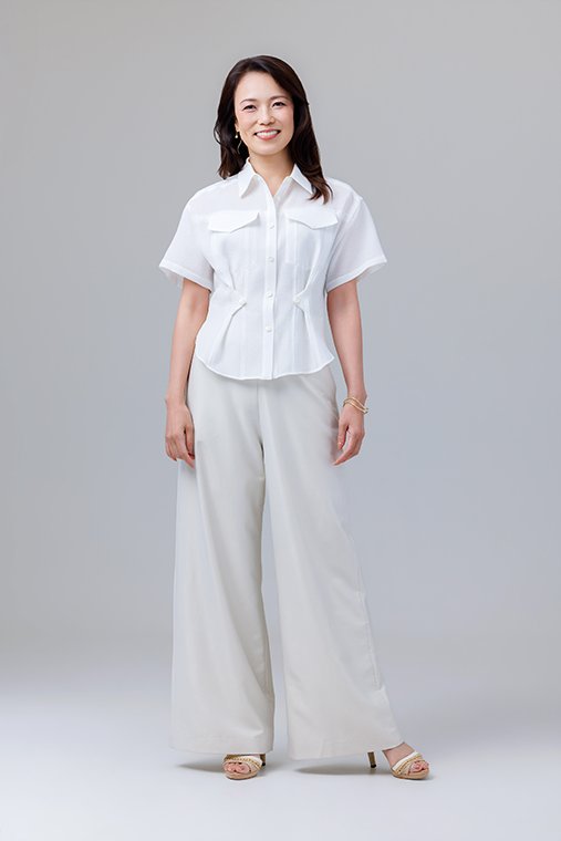 AyabukiOfficial's tweet photo. 10月に入り、グランアーツHPのアーティスト写真が新しくなりました！
これからの道で出会う人、作品、そして役とのご縁を大切に一歩ずつ歩んで参ります。
引き続きよろしくお願いします😊
他のメンバー数名の写真も新しくなっているので、ぜひチェックしてみてくださいね✨
https://t.co/BrcvYO9Pc2 https://t.co/gpWAWYmx3i