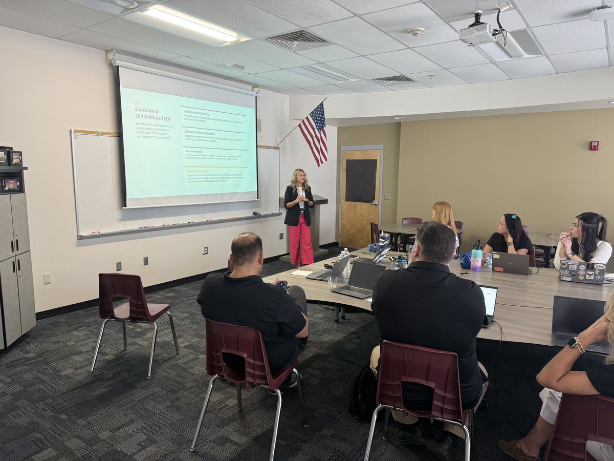 AdminLeadServe's tweet photo. Secondary leaders are meeting today @BCHS_DVUSD to build skills with special education, discuss Safe Schools updates and talk about Q2 academic goals! @DVUSD @dvusdplc #thankaDVprincipal https://t.co/wnMN8xRlr8