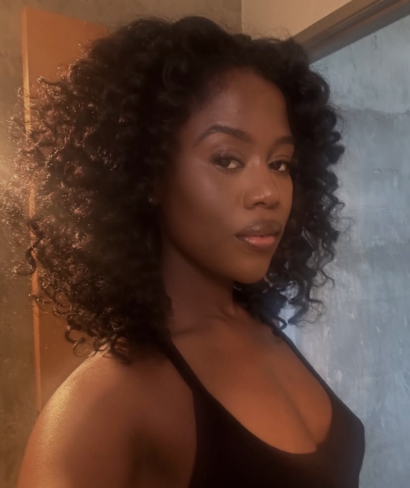 ERAOFMONE's tweet photo. she’s so bad https://t.co/QBBZ5o4rVn
