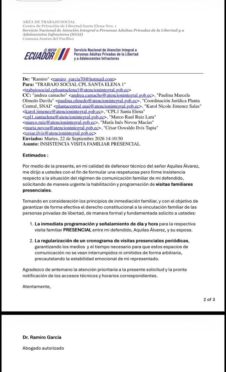FioYcaza's tweet photo. ¿Por qué un hombre que supuestamente está en la Cárcel del Encuentro, solo por su seguridad, no puede recibir visitas de su esposa y sus hijos? Porque eso fue lo que dijeron en mayo el Ministro John Reimberg y la Ministra Nataly Morillo (ver video): que lo llevaron “para protegerlo”.

¡Mienten! No es por su seguridad y mucho menos “para protegerlo”. Lo quieren aislado, silenciado, sepultado en la mazmorra del Nuevo Ecuador.

Que el SNAI esté “considerando” darme una visita por Zoom evidencia que la narrativa del privilegio es solo eso, una narrativa de relatos falsos, construidos para imponerlos en los medios oficialistas.

Sus contradicciones son evidentes, pero créanme que mi espíritu de lucha es mucho más fuerte. Seguiré reclamando por los derechos de Aquiles y por los de mi familia.