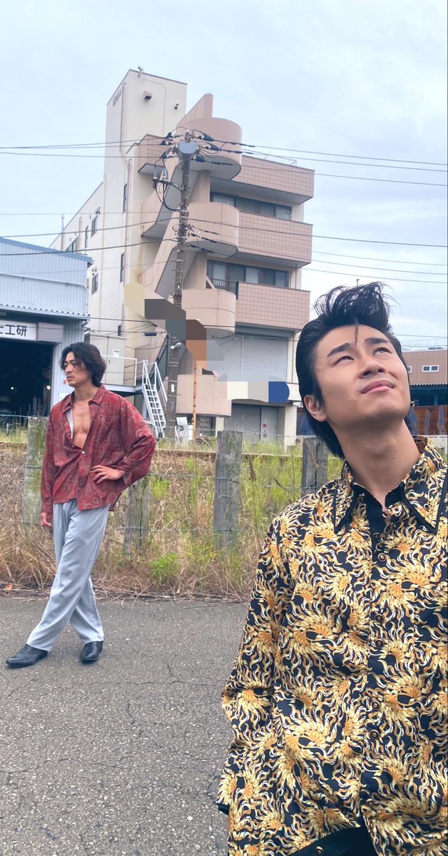Daitoh_mg's tweet photo. 【#絶望できない男】

第3話をご視聴頂きました皆様、
ありがとうございました☀️

金属バットのお二人に出会い頭のケン...
かなり濃厚な第3話でした💨

カメラが回っていない所では仲良しな
メンバーです👦

TVerにて配信中です。
是非何度もご覧ください‼︎‼︎

#大東駿介 https://t.co/KdNfaz7Ykb