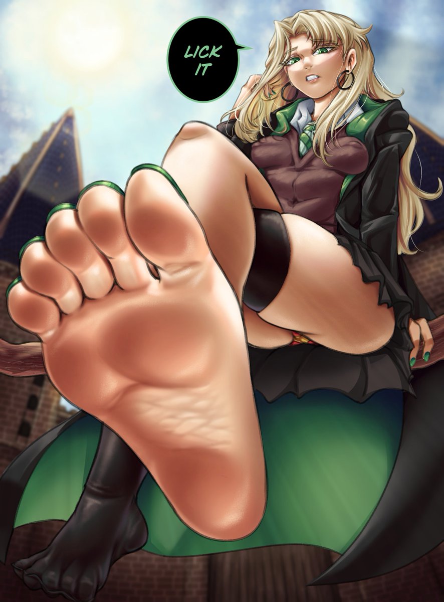 Oiddraw's tweet photo. Malfoy feet
aka Malfoid https://t.co/jNz1VHzGgH