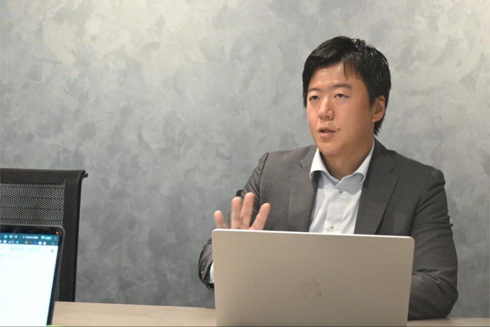 MetaplanetSec's tweet photo. NADA News @nadanews_com に、弊社代表小村への独自インタビューを記事化いただきました。
メタプラネット証券となり約2ヶ月、グループ参画後から新たに取り扱ったメタプラネット @Metaplanet 発行のBitBondsや、今後取組んでいく商品展開について、お話しております。
前後編で深く掘り下げていただいておりますので、ぜひご覧ください。

▼記事へのリンクはコメント欄に